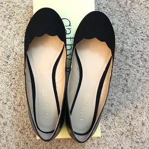 Cathy Jean Scalloped Vamp Round Toe Flat